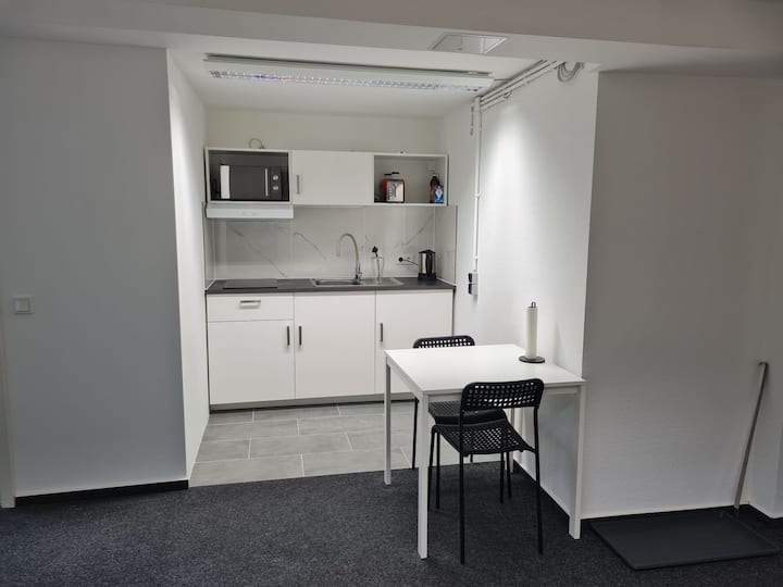 809. Zweibettzimmer Mit Bad Und Küche - Kreuztal
