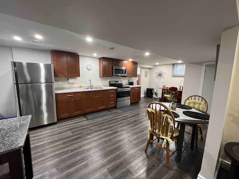 Cozy New Sudbury 2bd basement apartment