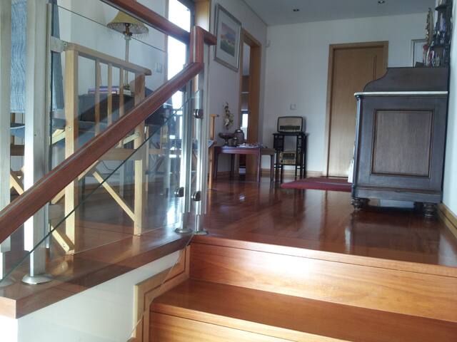 Douro´s House: Shelter in the city gallery image 2