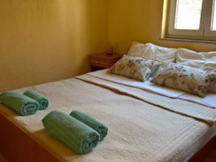 غرفة النوم 1