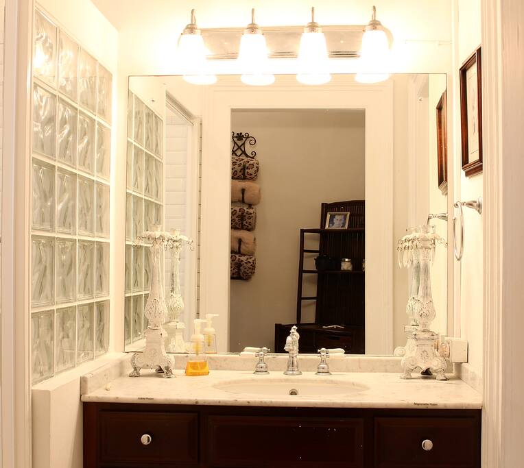 Bathroom- The Island Room