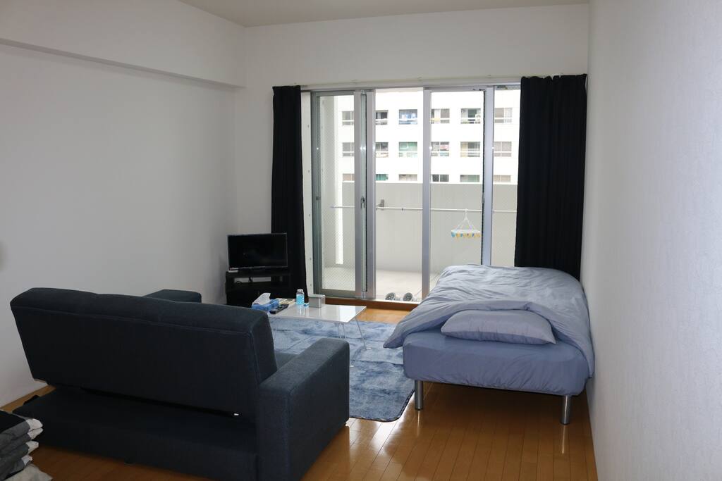Clean and comfy room!