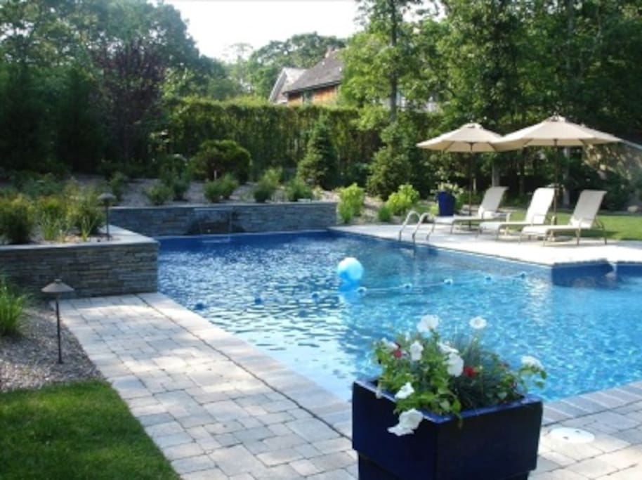 Heated 20' X 40' swimming pool