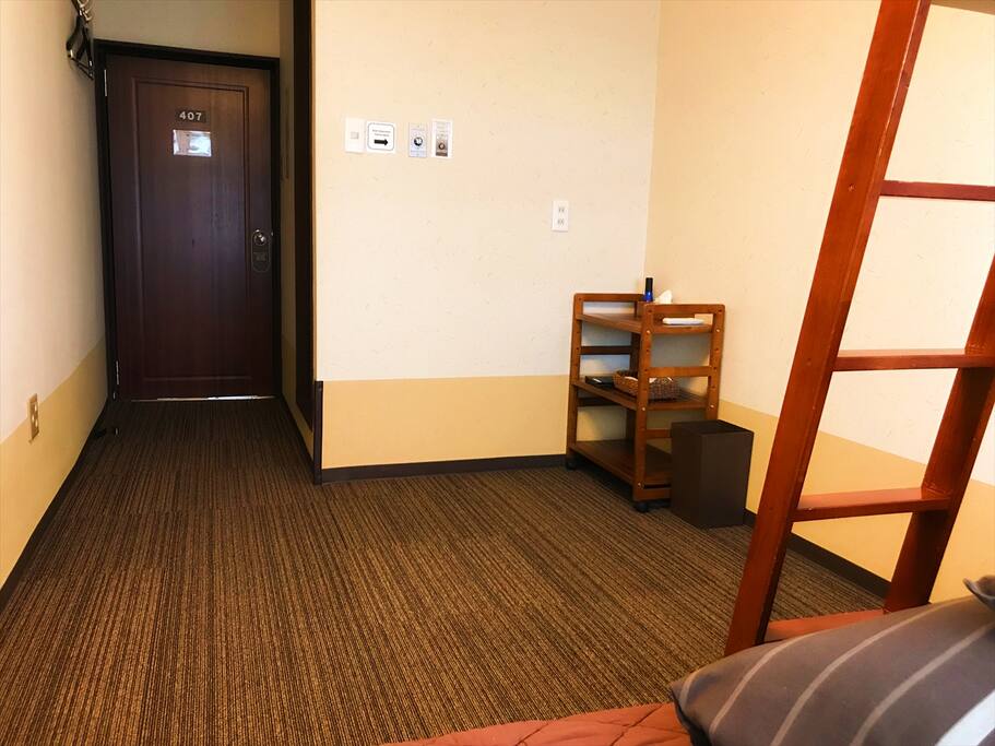 Room 1 Twin Private Room