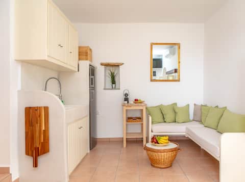 Successful Airbnb property: My Vintage Home, Private pool - Sea View, Naxos in Περιφερειακή Ενότητα Νάξου