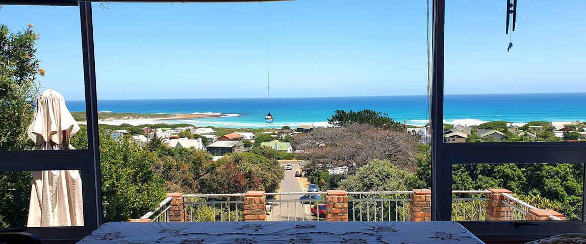 Tubular Swells Self Catering Guest House