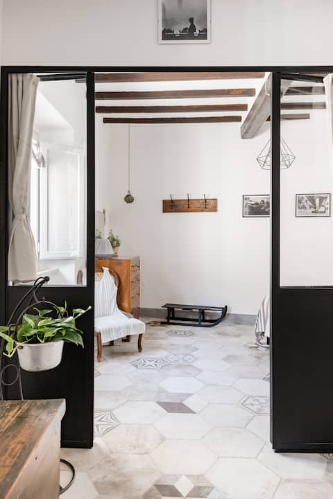 Airbnb con migliori performance: A generous space between ancient and modern in the center of Montepulciano a Montepulciano
