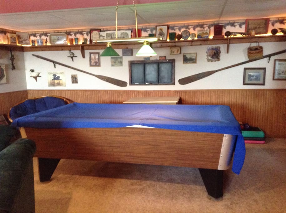 Pool table