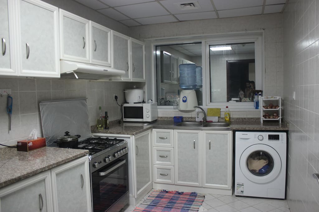 Kitchen (shared)