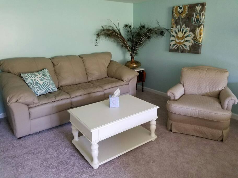 Rhapsody Suite sitting area