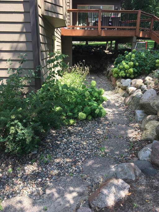 Path leading to private entrance of the Guest Suite