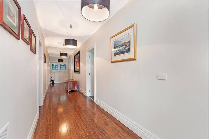 Somerled House Port Fairy gallery image 5