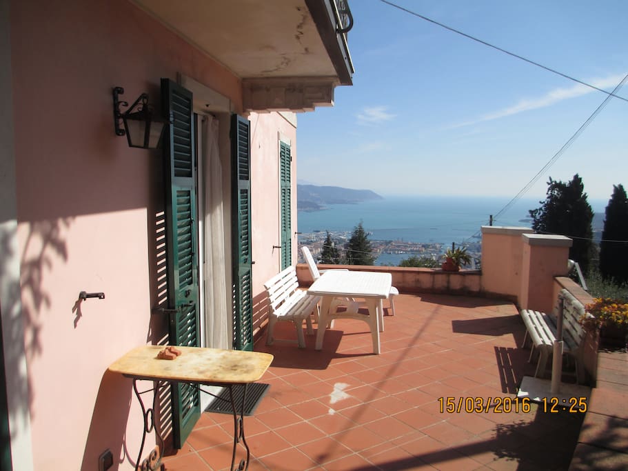 Sea view terrace with barbecue