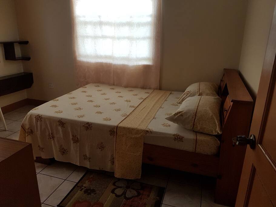 The second bedroom in the apt