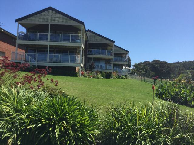 Airbnb Narooma Vacation Rentals Places To Stay New South