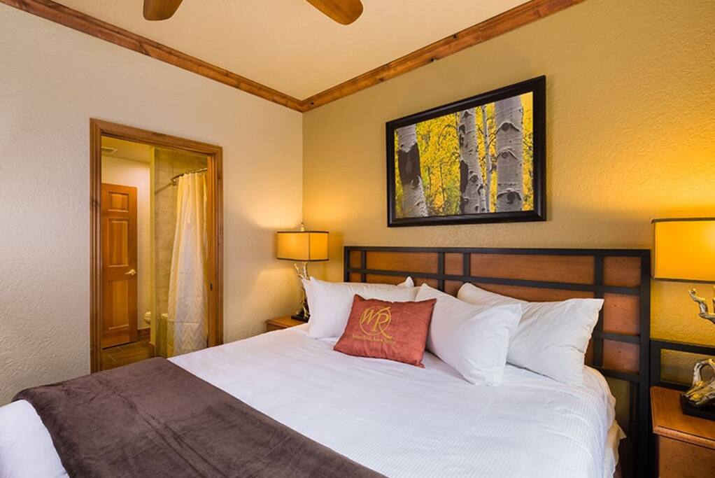 Guest room