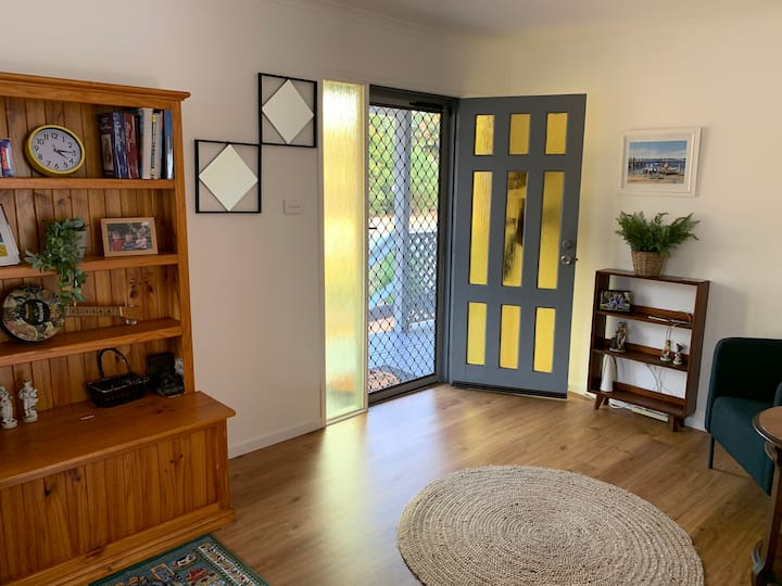 Вход за бунгало.