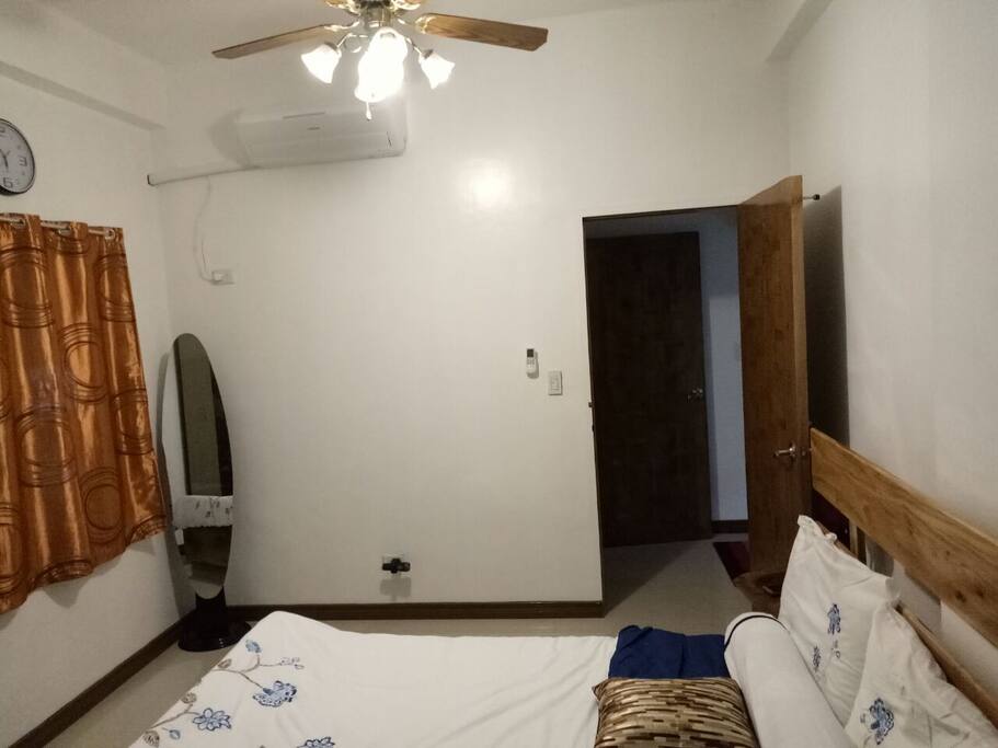 Master Bedroom, AC