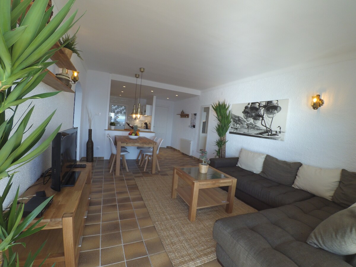 Propiedad de Airbnb exitosa: Belvedere - Ideal for family! en Roses