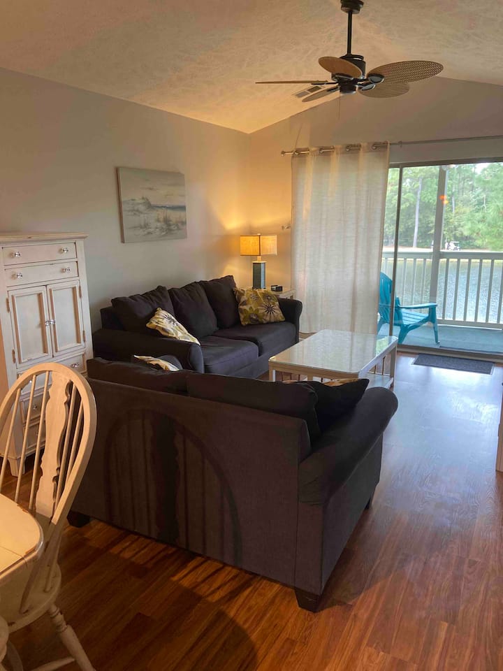 Great Escape "Updated Condo" - Pawleys Island, SC