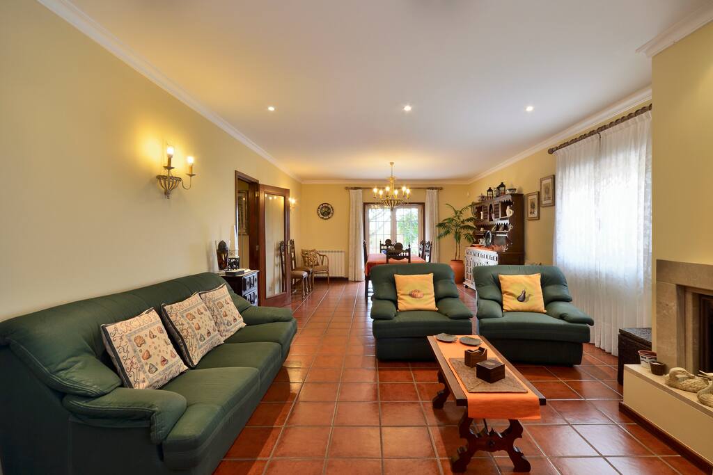 Sala Comum muito ampla e muita luz