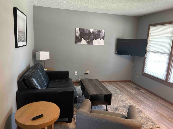 West Des Moines Bungalow - Iowa