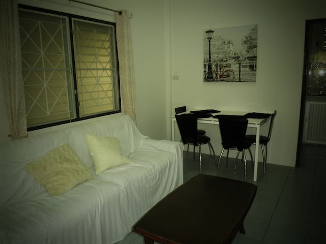 Airbnb Karon Ferienwohnungen Unterkunfte Phuket Thailand