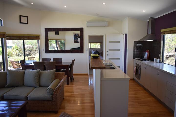 Villa – Calgardup – 2 night gallery image 5