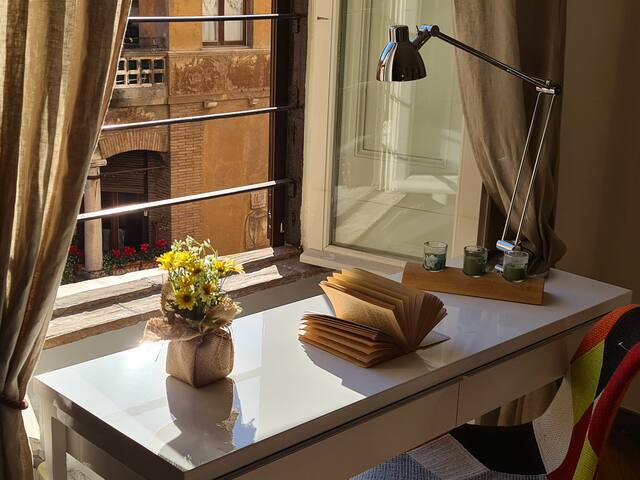 Boutique Domus Trastevere Charme Vascellari gallery image 2