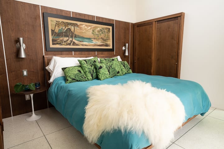 Now drift to sleep in your very own blue lagoon...