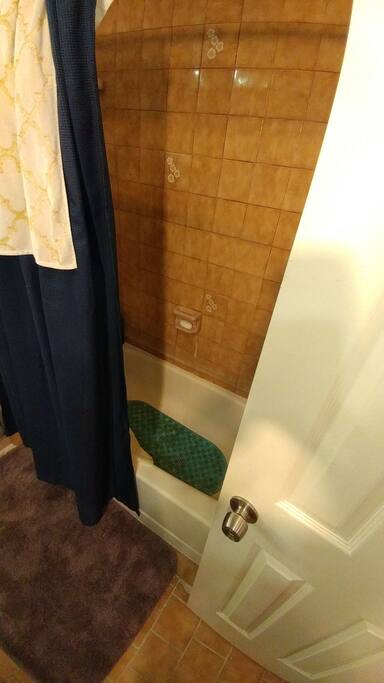 Bathtub