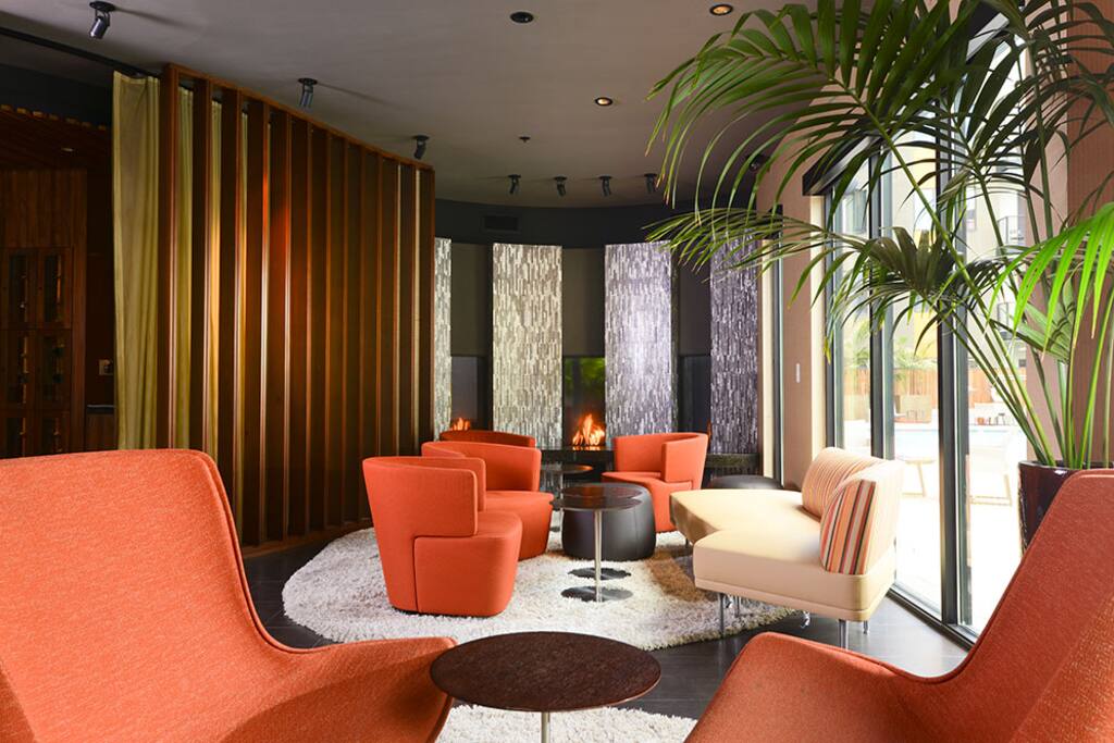 Club House, Private Cinema, Pool Table, Poker Table, GYM, 2 swimming pool and Jacuzzi