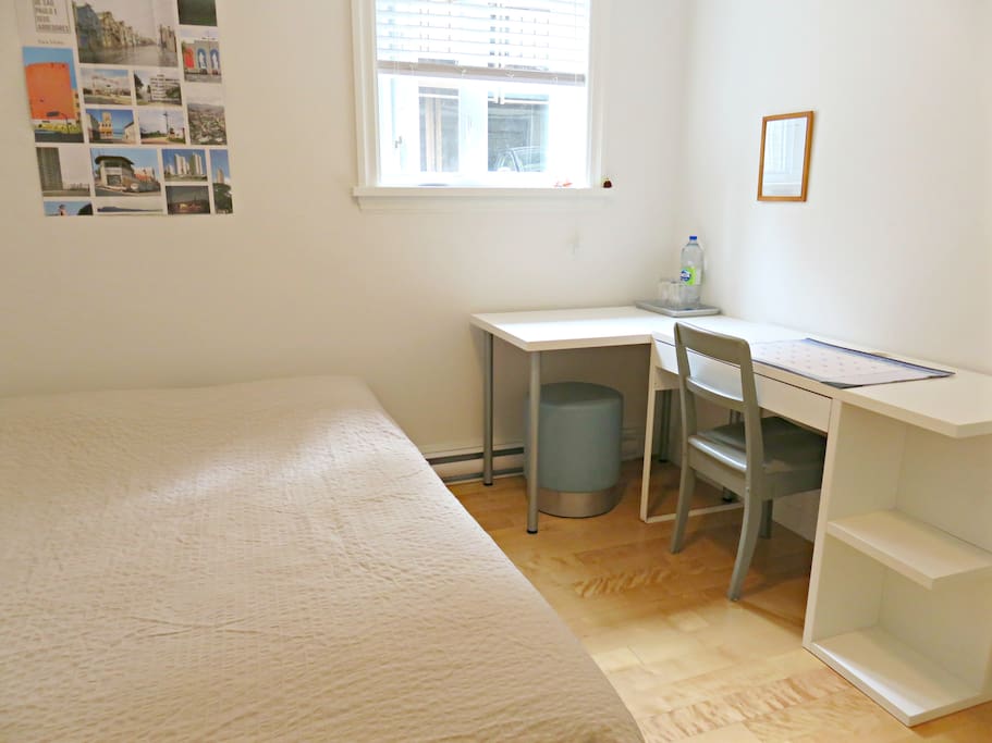 Room for rent - Chambre à louer