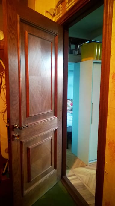 The door was fabrikated by myself.
