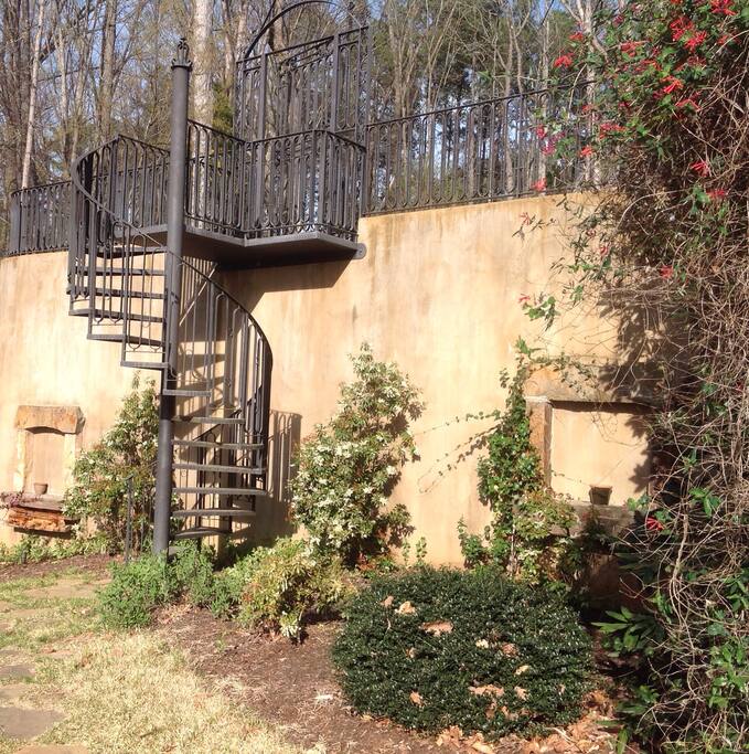 Access to backyard so you don't have to miss out on pool time waiting for the front door bell