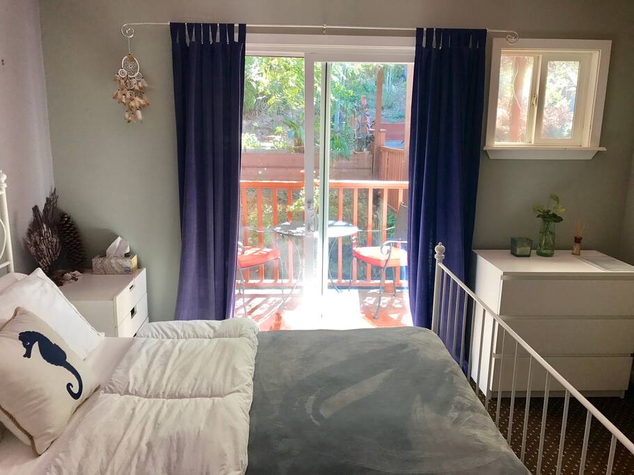 Guest bedroom