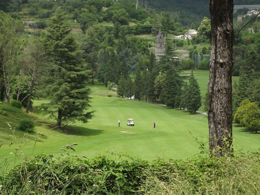 The Golf Course is just below our house some 300 meters from the House Door :-) . / Il campo da Golf è 300 metri dalla porta di casa.