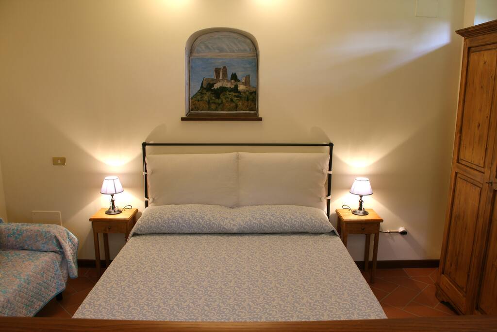 letto matrimoniale + divano letto