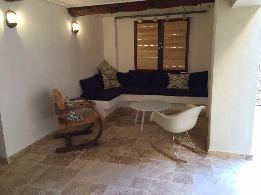 l'espace salon extérieur