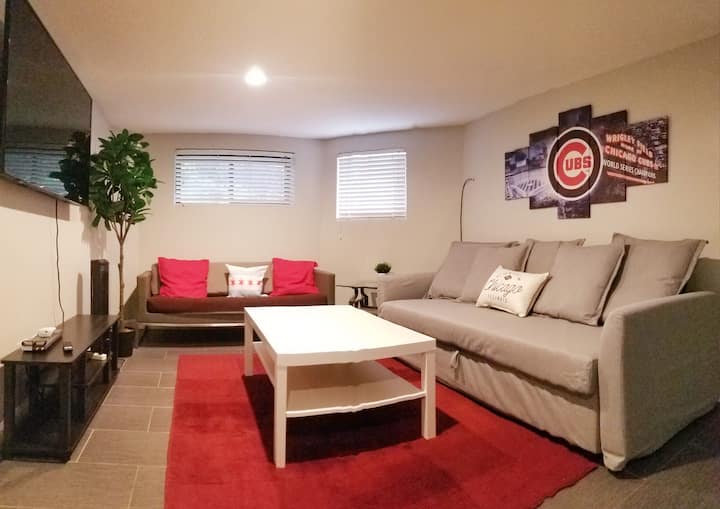 Wrigleyville, Chicago Vacation Rentals Airbnb