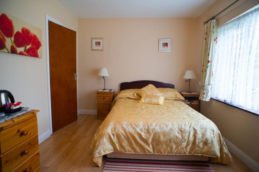 Double Bed for two people - en suite