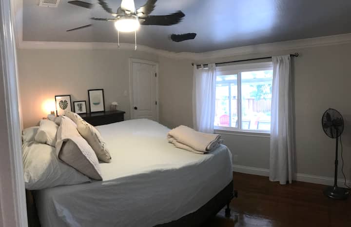 Chumba Kikuu cha Kulala