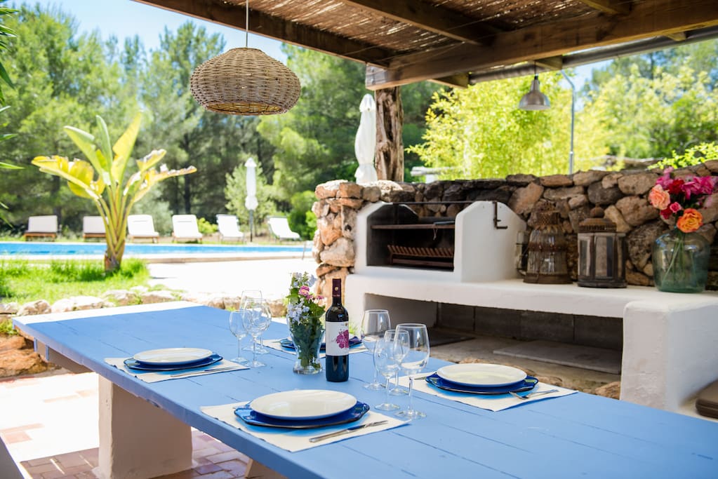 Outdoor dining area