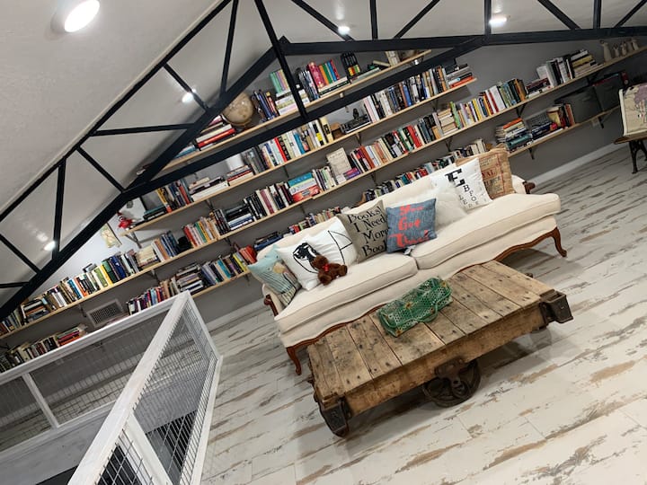 Apartment with Loft