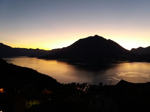 Proprietà Airbnb di successo: Casa Valeria: Romantic, stunning view on Como Lake a Perledo