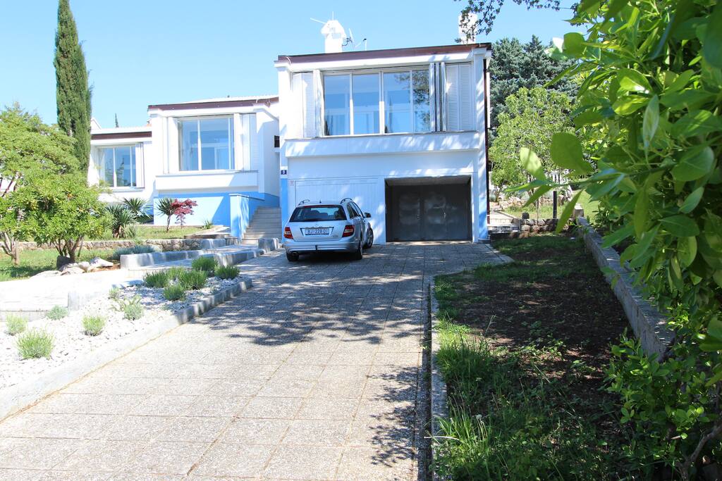 Villa Monika