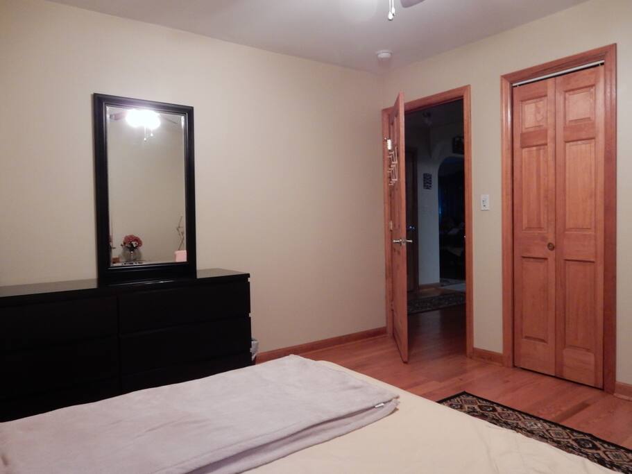 Dressing Table, Mirror & Closet-(Closed Door to right)