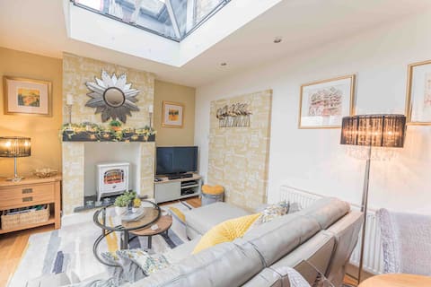 Popular Airbnb listing: Gorgeous home, private parking and stunning views in Ulverston