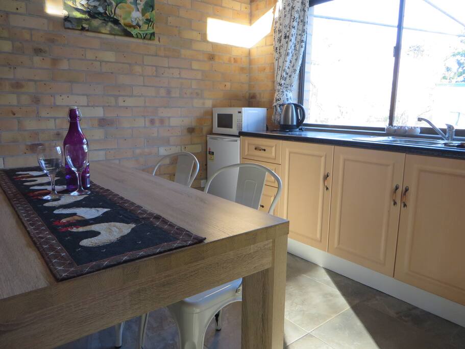 well equipped kitchenette
