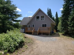 Waterfront+Cottage+-+Swimming%2C+Kayaking%2C+Fishing
